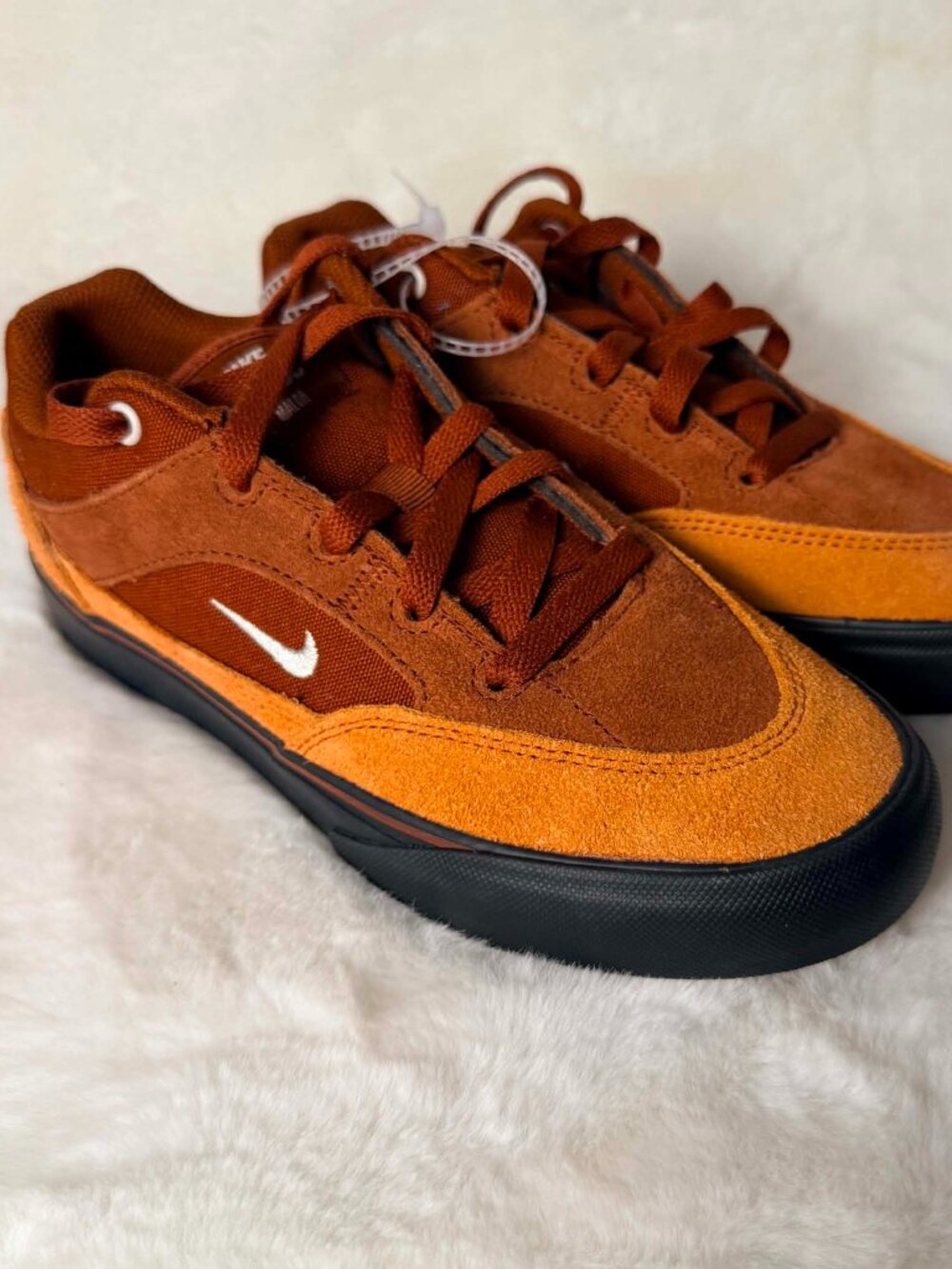Nike SB Malor Skate Shoes Orange Sneakers